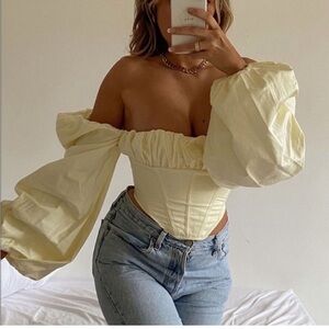House of bc corset top “Miriam” lemon color with balloon sleeves